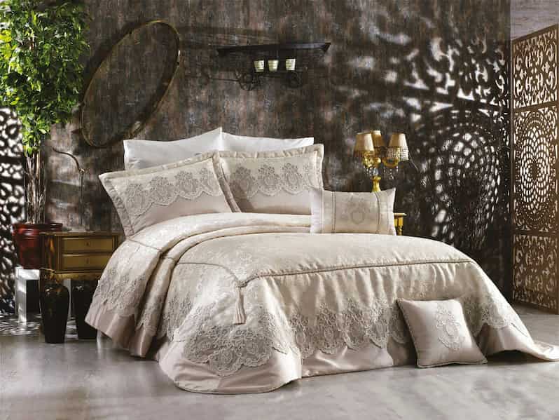 تصویر 2 از روتختی دونفره عروس با دوخت ظریف و سلطنتی